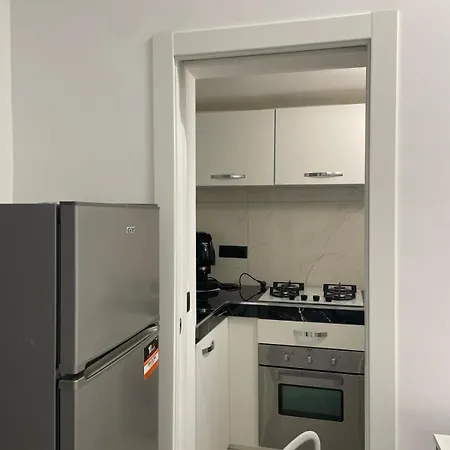 Domus Felix 아파트